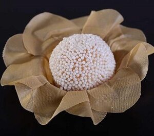 Brigadeiro Branco com Miçanga Branca